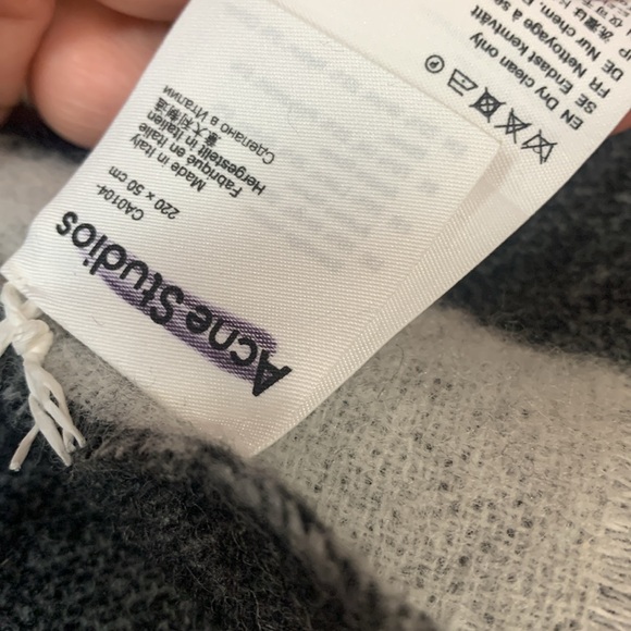 Acne studios scarf new with tags - Picture 8 of 9